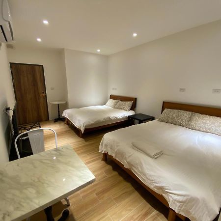 Апартаменты 好室連連house Lien Lien Тайнань Экстерьер фото